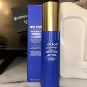 Lion Pose Ghost-Buster SPF 42 Serum